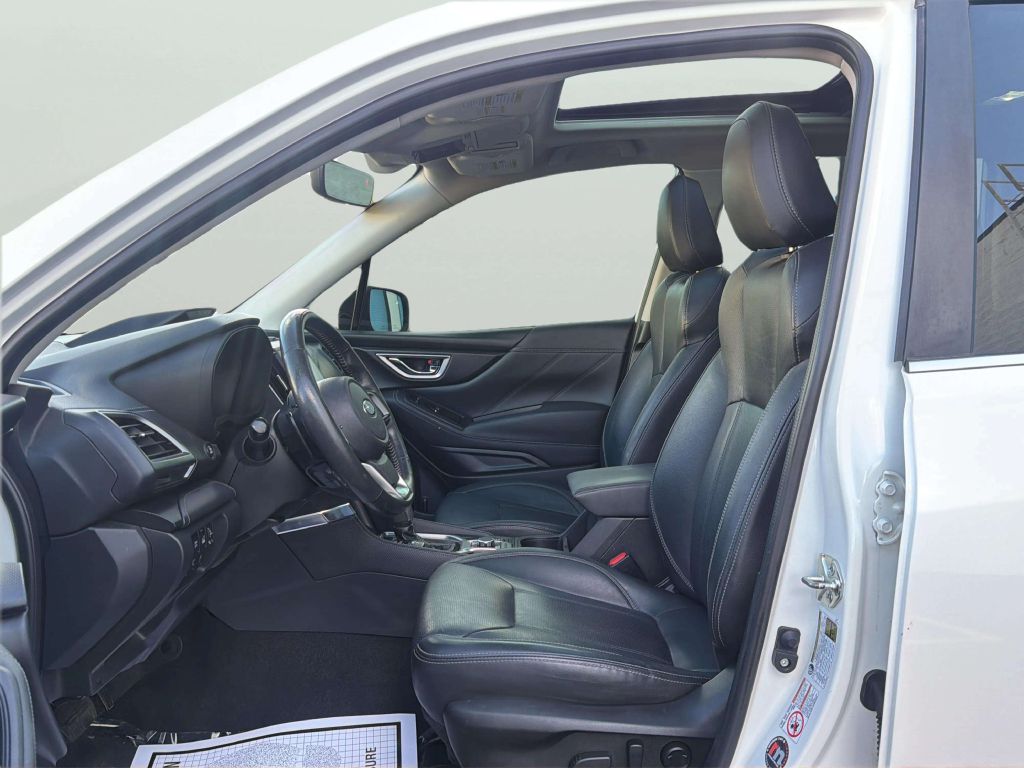 Photo 11 of this SUBARU FORESTER
