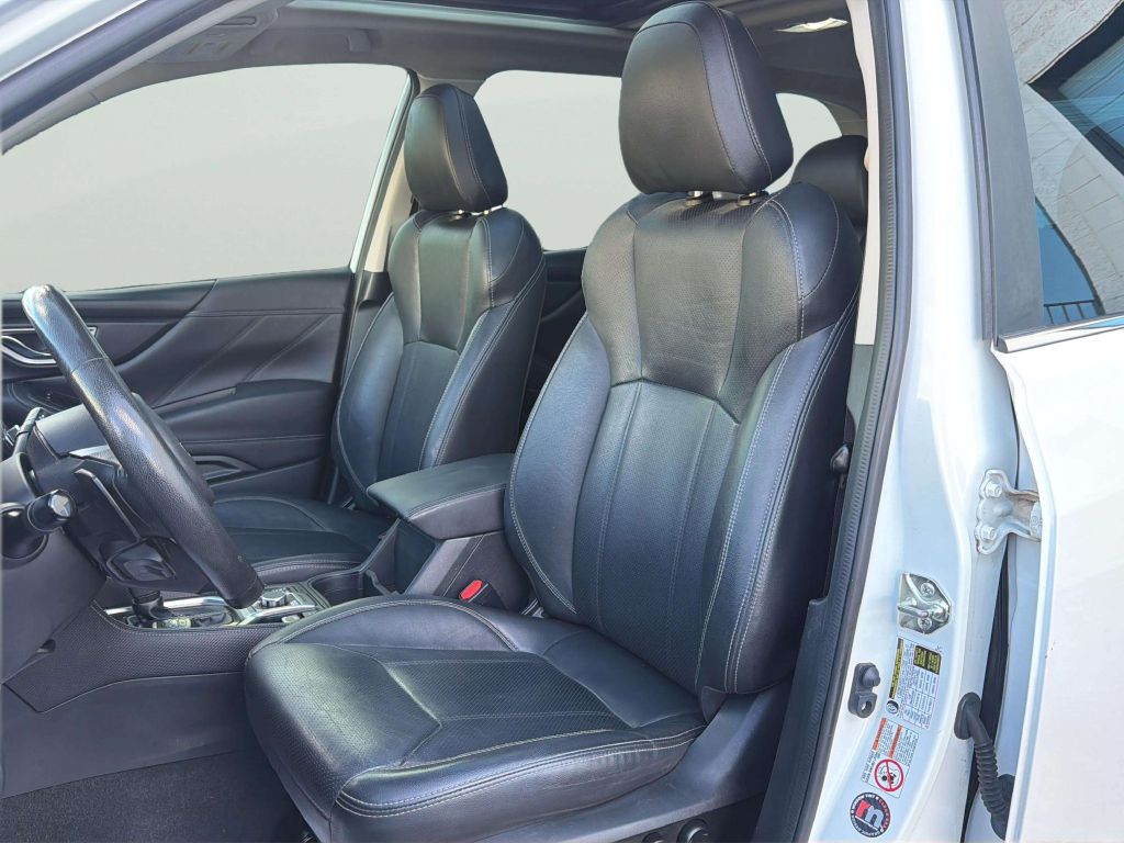 Photo 12 of this SUBARU FORESTER