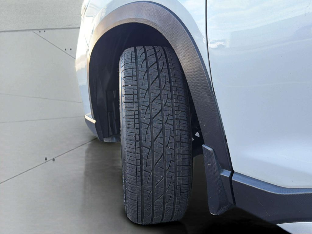 Photo 33 of this SUBARU FORESTER