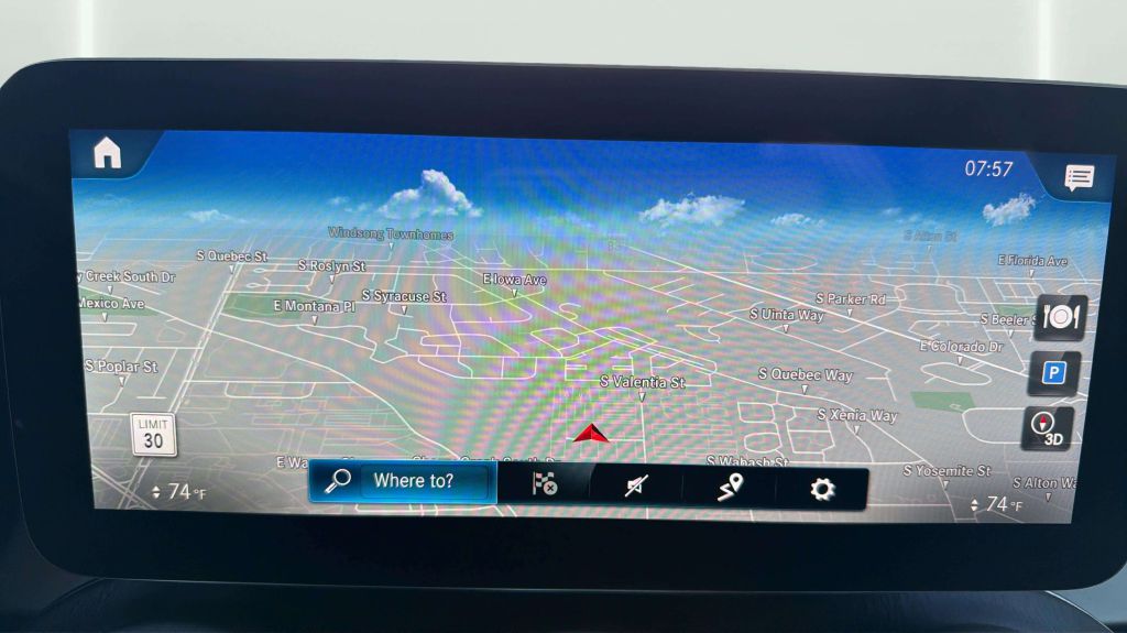 Photo 28 of this MERCEDES-BENZ GLC