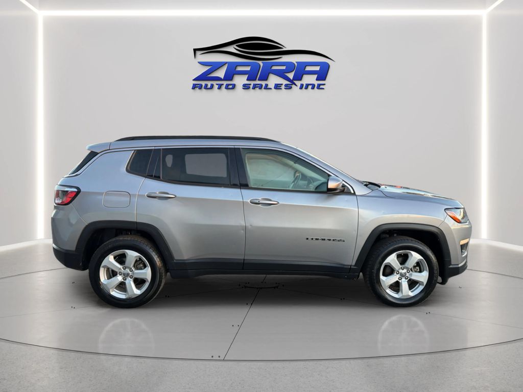 Photo 8 of this JEEP COMPASS