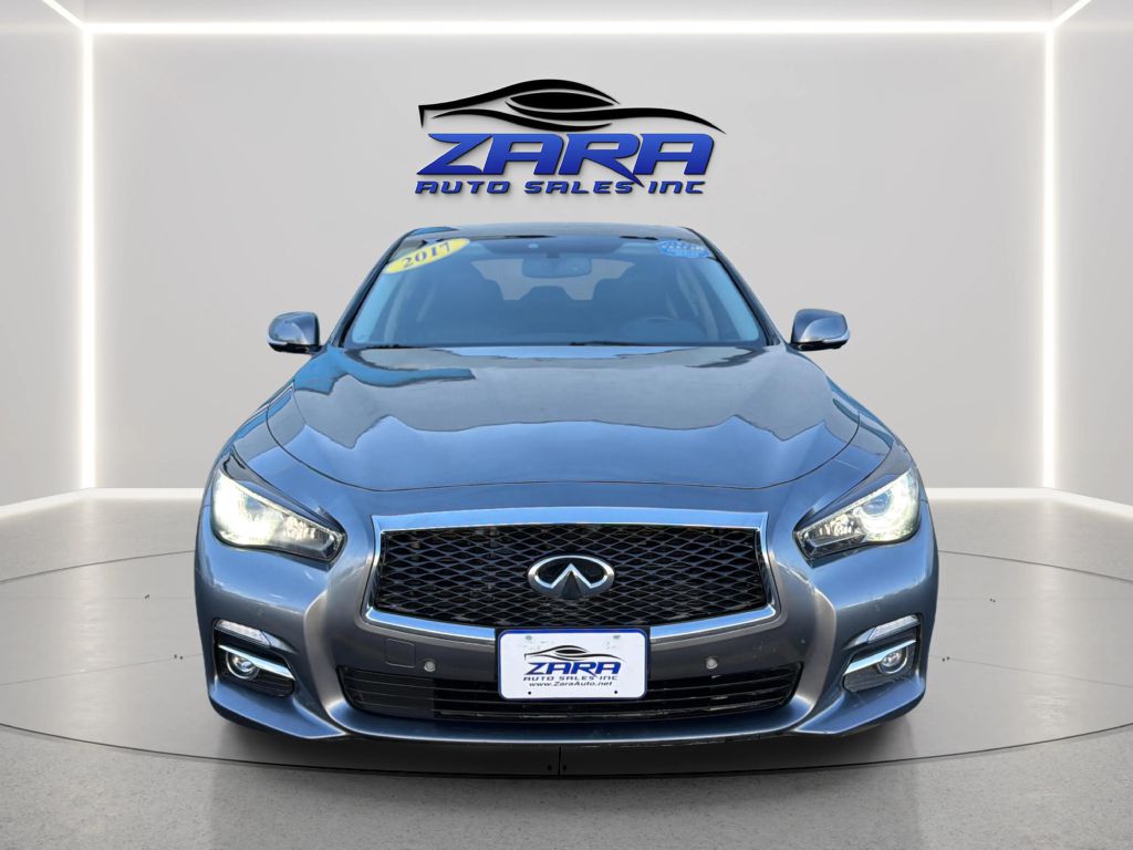Photo 2 of this INFINITI Q50