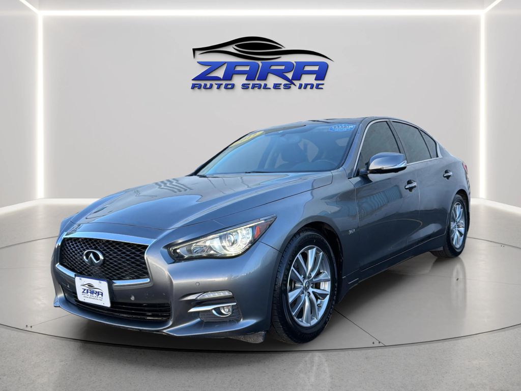 Photo 3 of this INFINITI Q50
