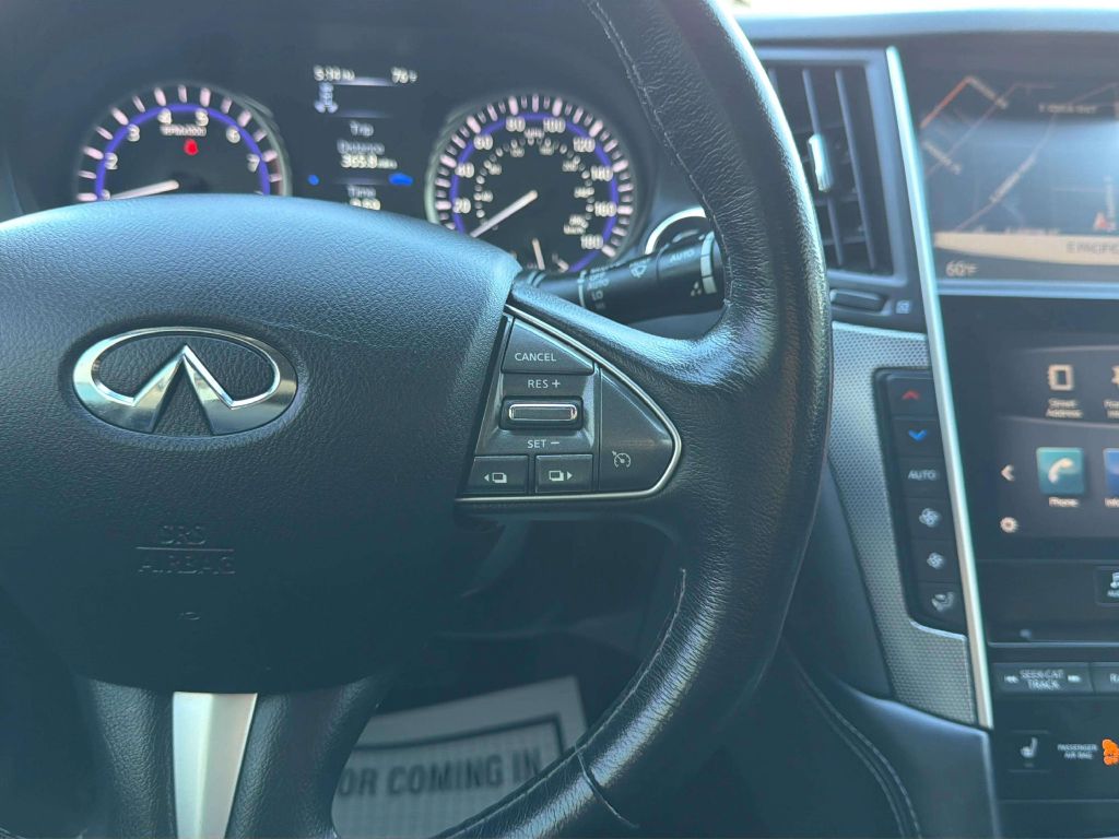 Photo 23 of this INFINITI Q50