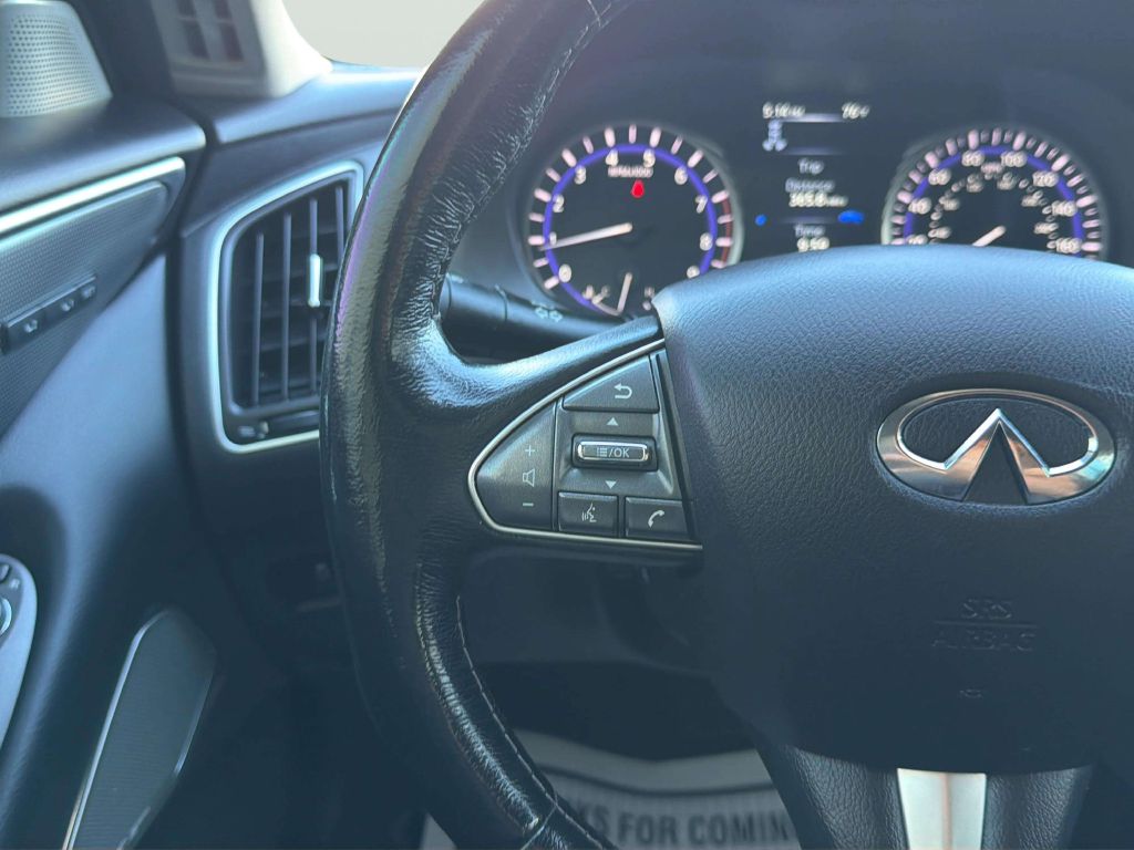 Photo 24 of this INFINITI Q50