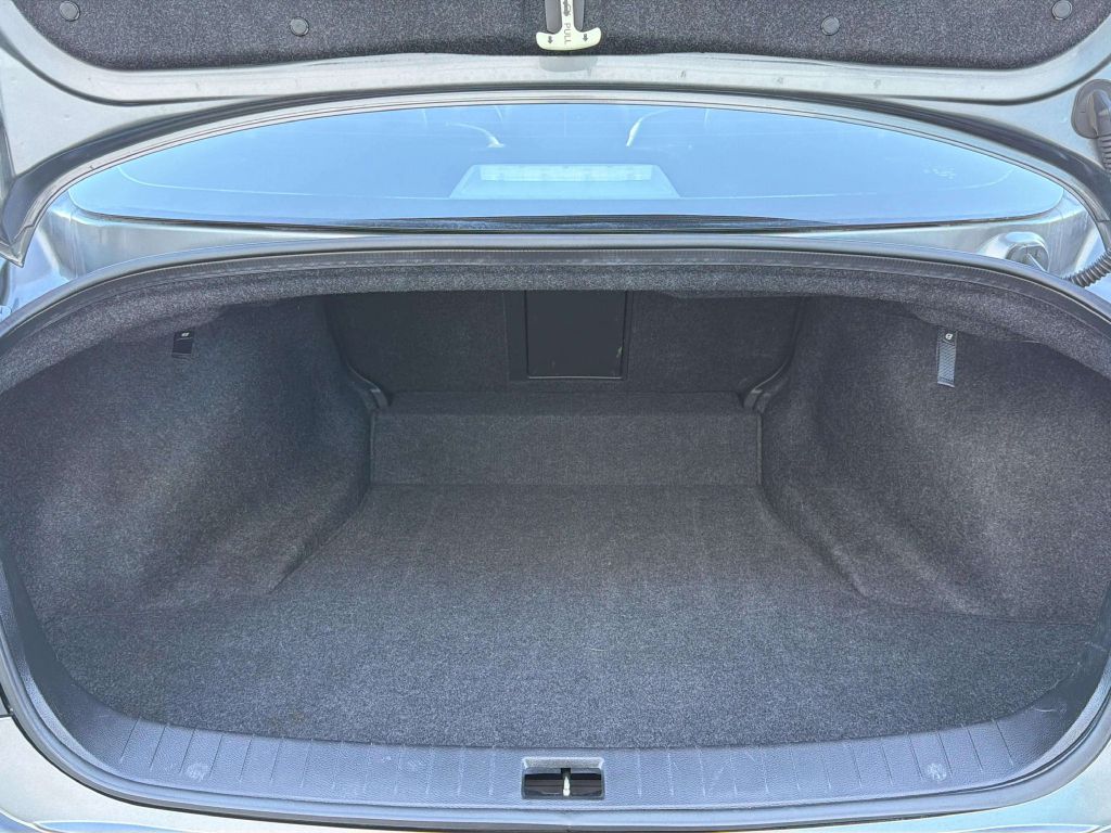 Photo 31 of this INFINITI Q50