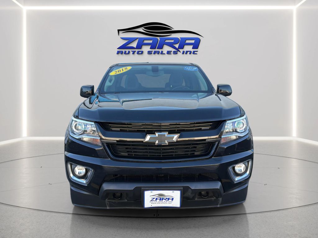 Photo 2 of this CHEVROLET COLORADO
