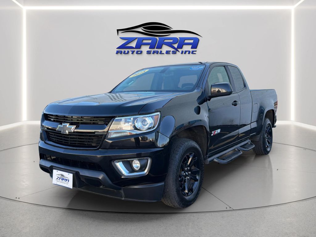 Photo 3 of this CHEVROLET COLORADO
