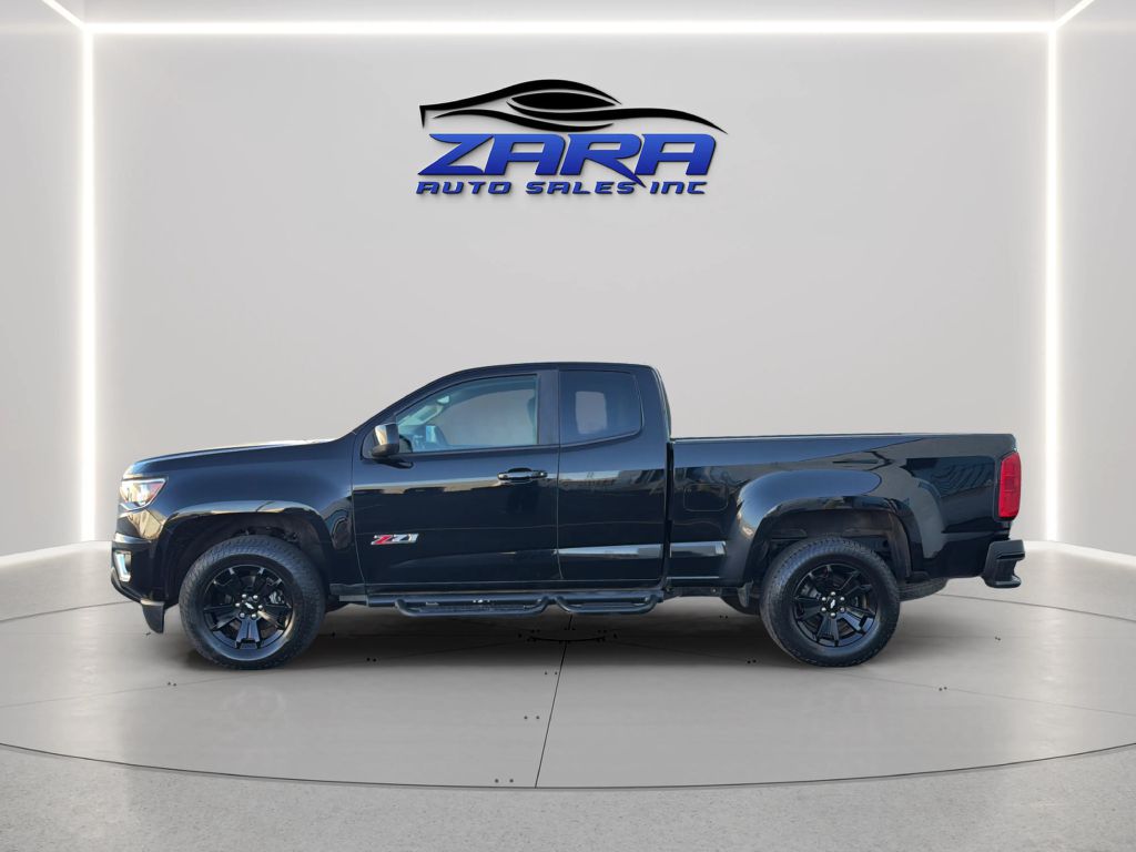 Photo 4 of this CHEVROLET COLORADO