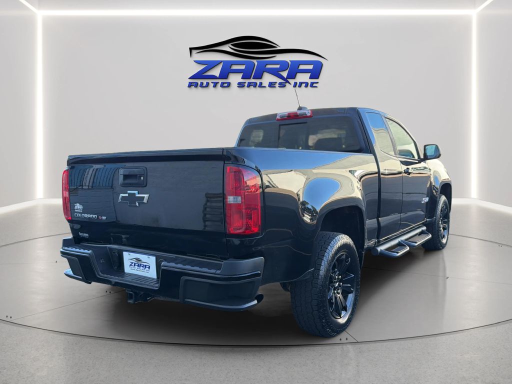 Photo 7 of this CHEVROLET COLORADO