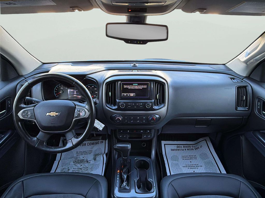 Photo 16 of this CHEVROLET COLORADO