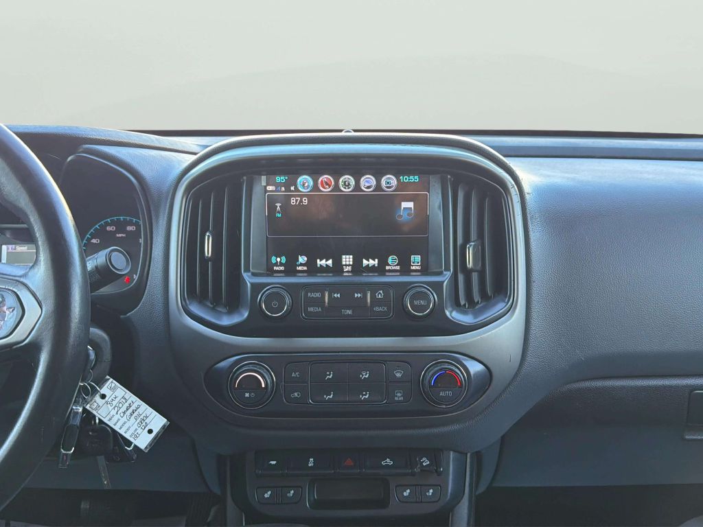 Photo 17 of this CHEVROLET COLORADO