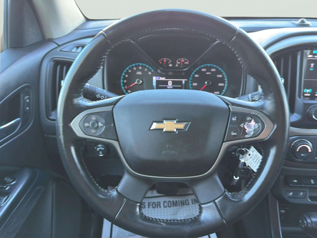 Photo 19 of this CHEVROLET COLORADO