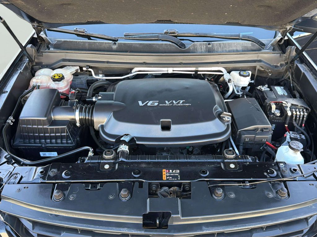 Photo 25 of this CHEVROLET COLORADO