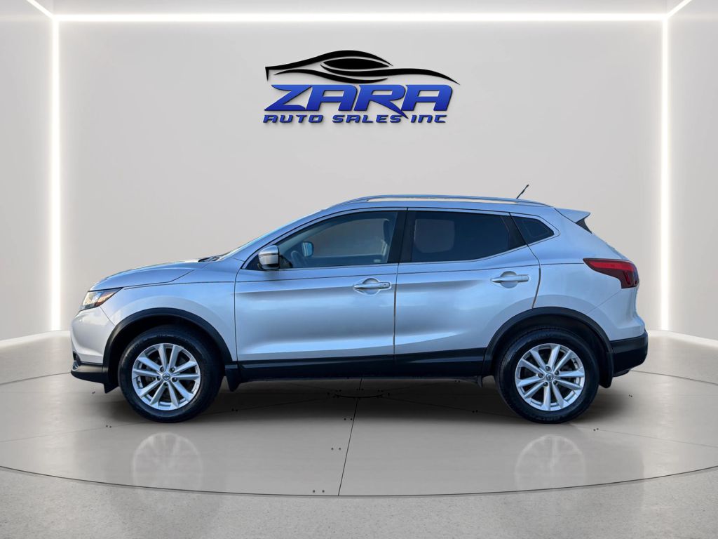 Photo 4 of this NISSAN ROGUE SPORT