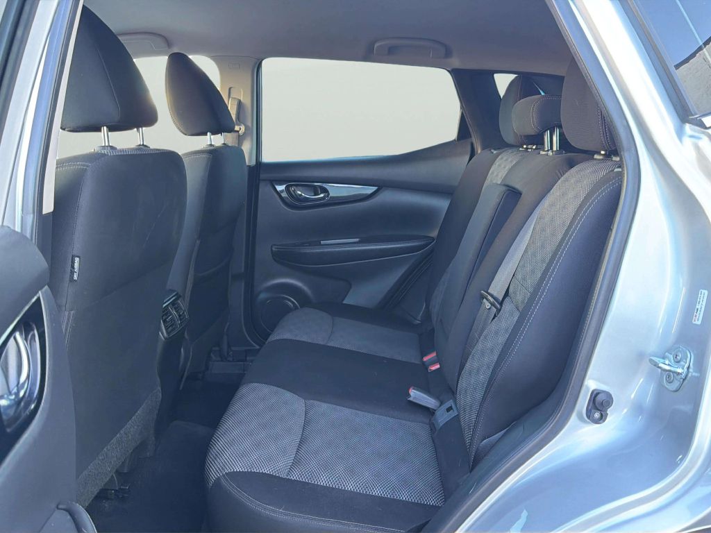 Photo 15 of this NISSAN ROGUE SPORT