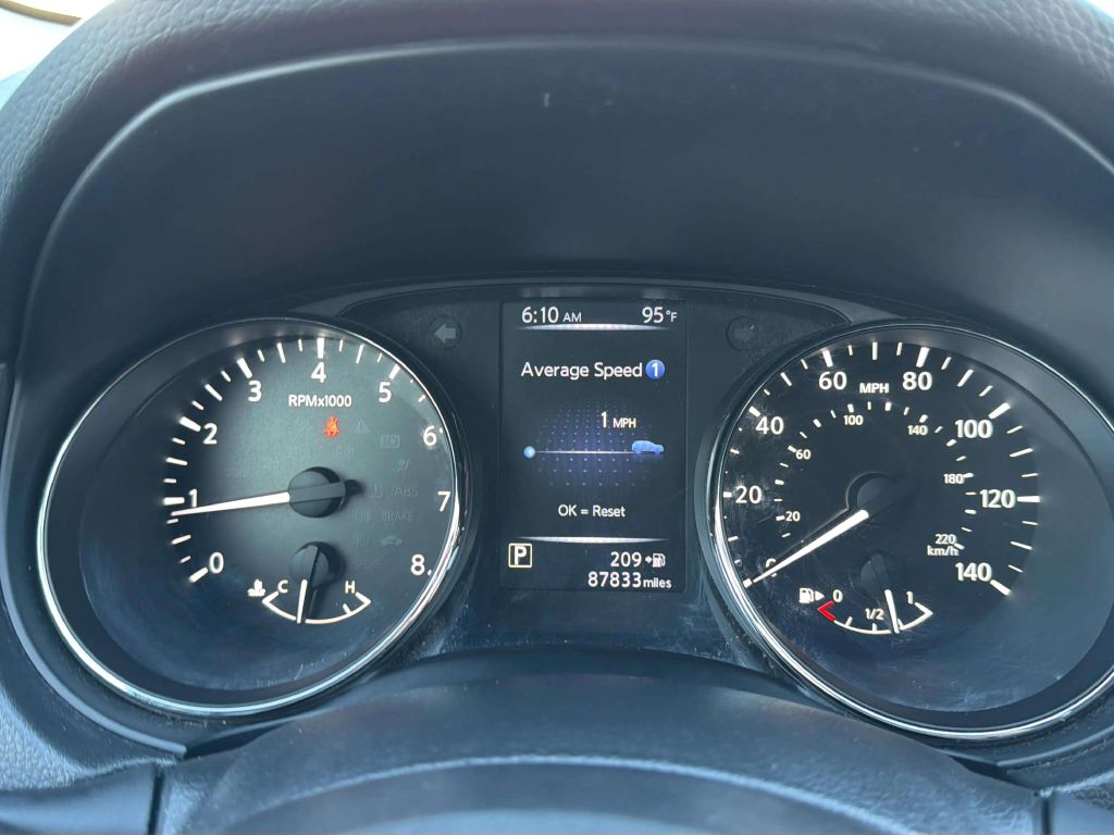 Photo 24 of this NISSAN ROGUE SPORT