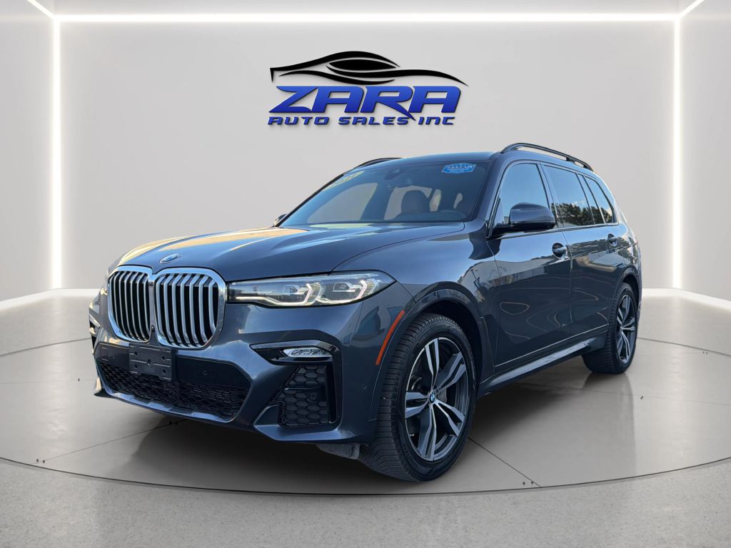 Photo 3 of this BMW X7