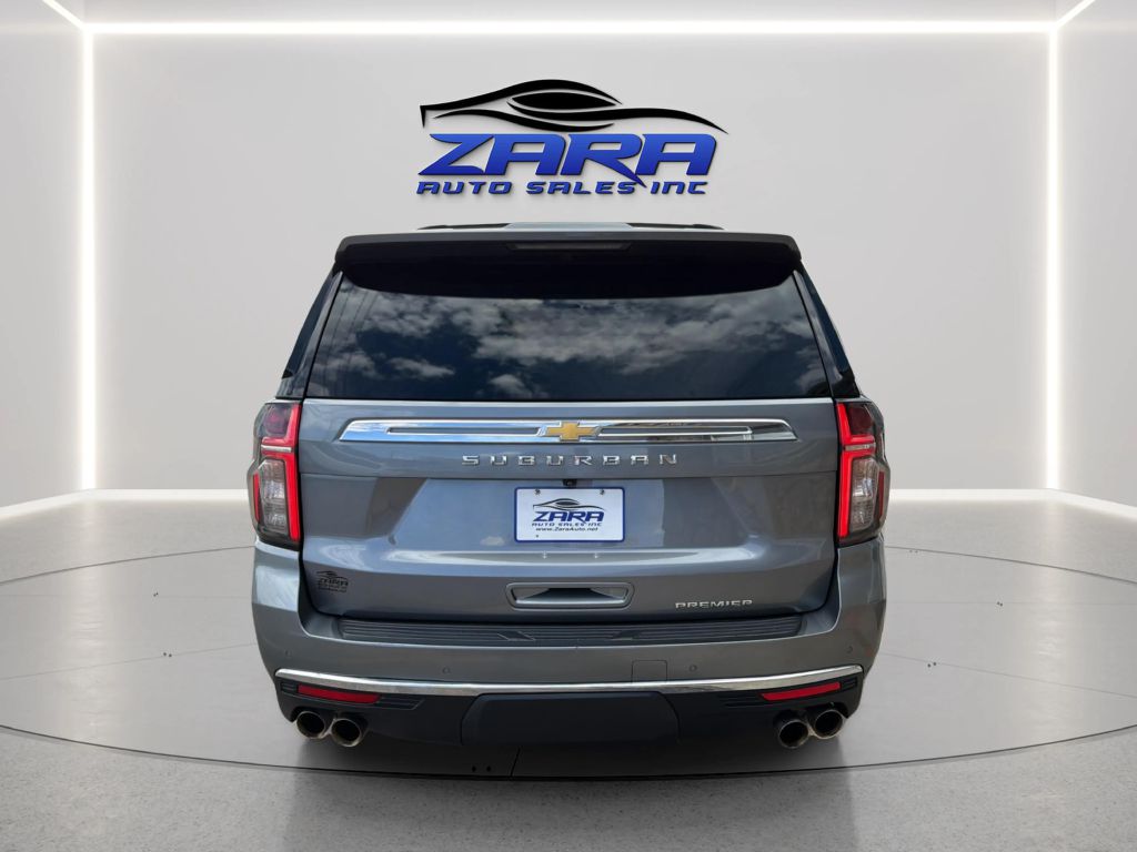 Photo 6 of this CHEVROLET SUBURBAN