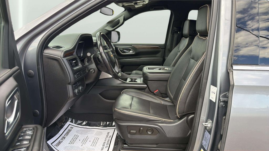 Photo 11 of this CHEVROLET SUBURBAN