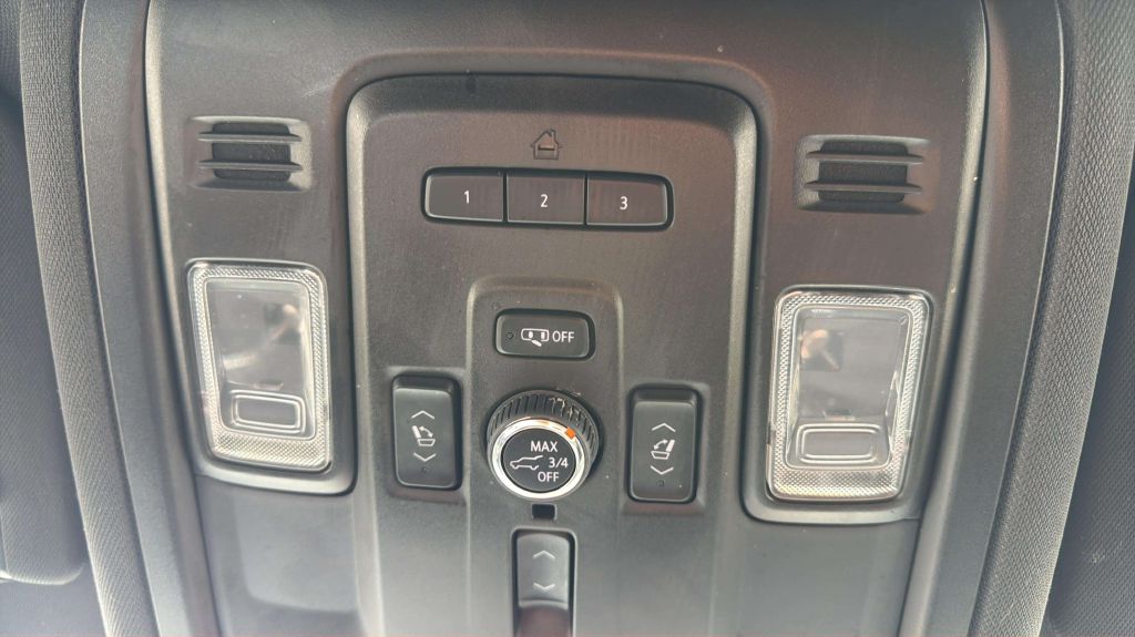 Photo 30 of this CHEVROLET SUBURBAN