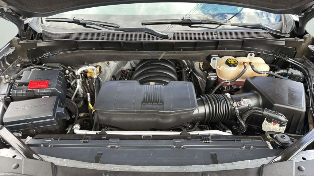 Photo 31 of this CHEVROLET SUBURBAN