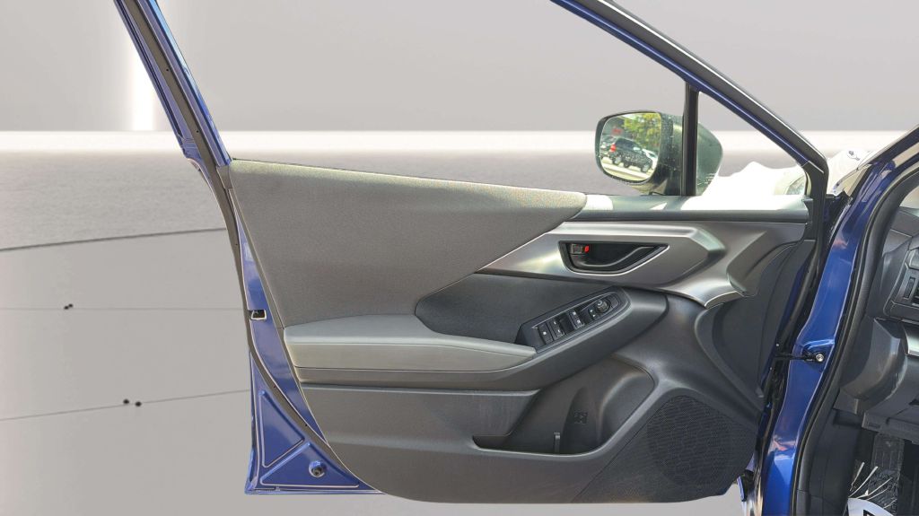 Photo 18 of this SUBARU IMPREZA