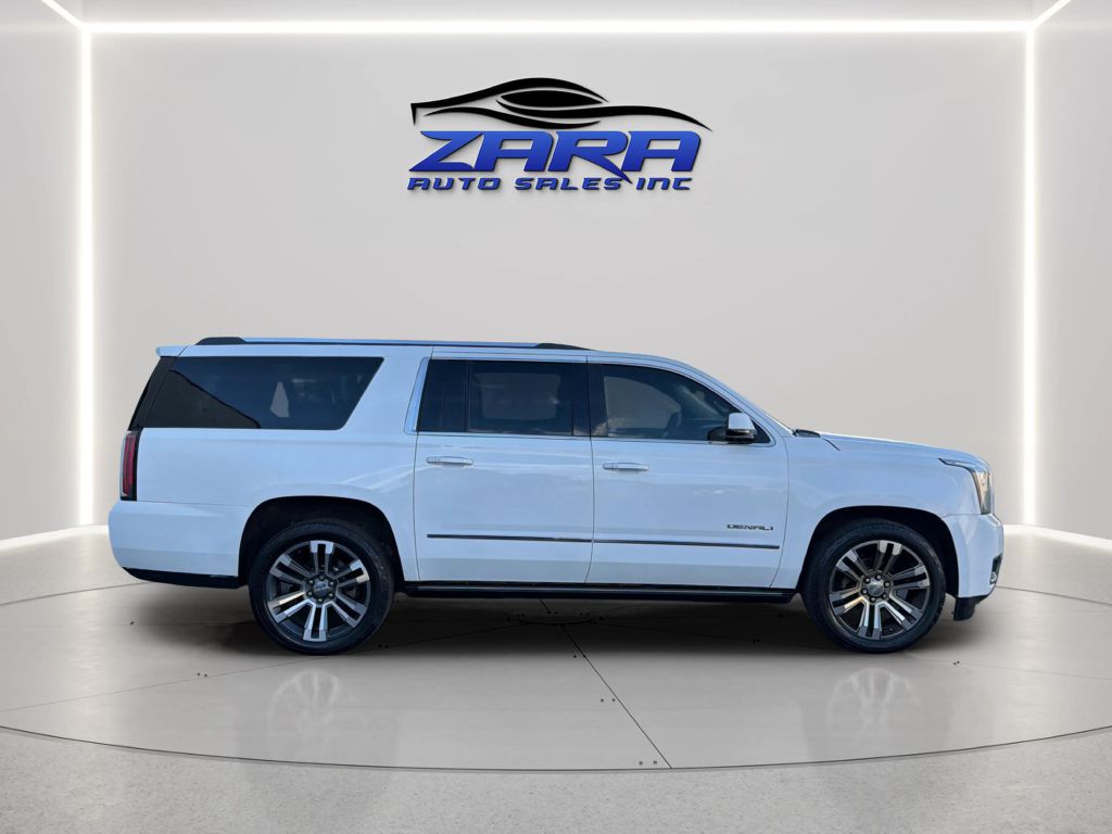Photo 8 of this GMC YUKON XL