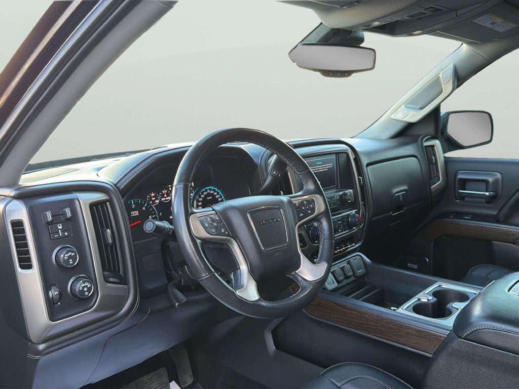 Photo 10 of this GMC SIERRA 1500
