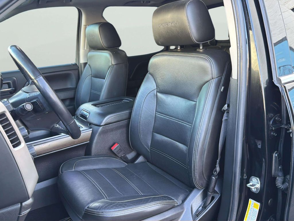 Photo 12 of this GMC SIERRA 1500