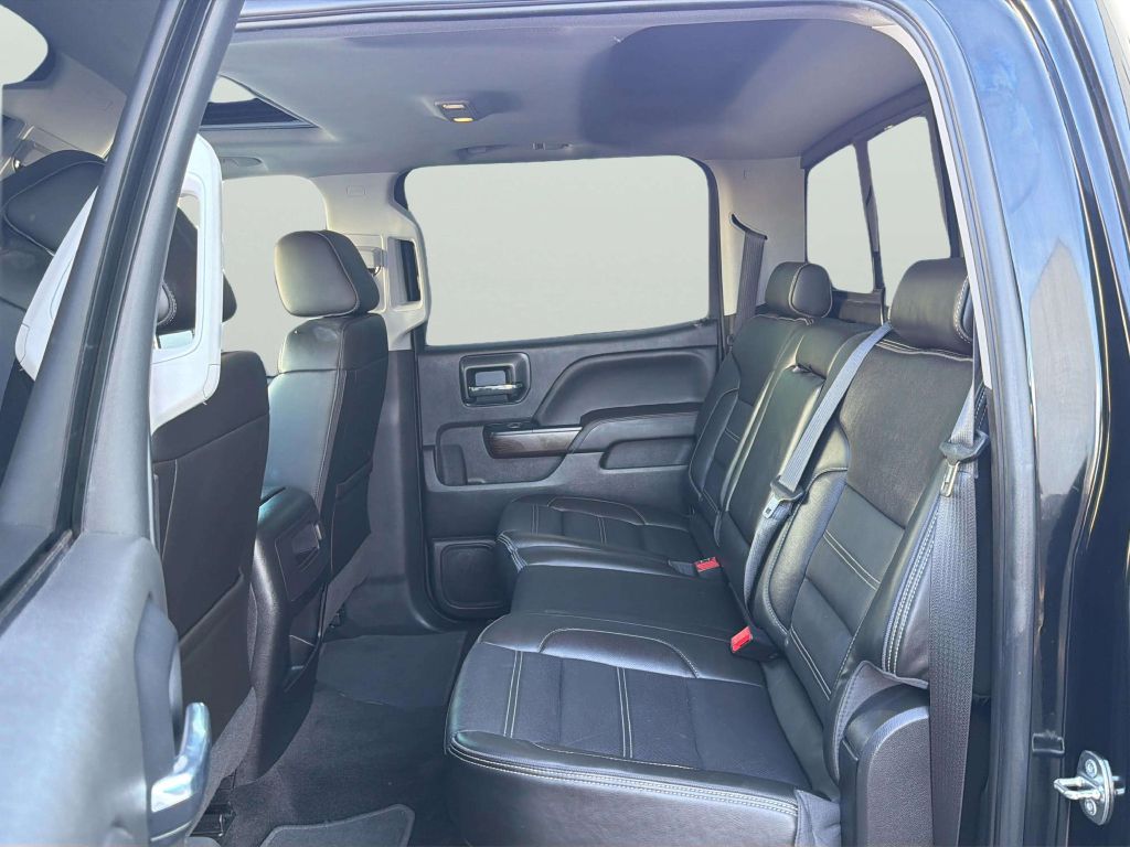 Photo 18 of this GMC SIERRA 1500