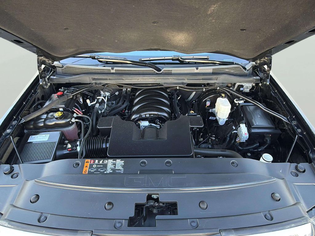 Photo 30 of this GMC SIERRA 1500