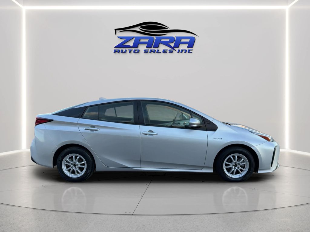 Photo 8 of this TOYOTA PRIUS