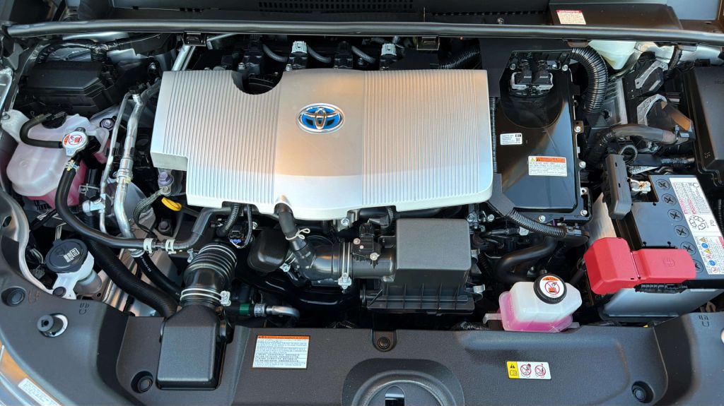 Photo 29 of this TOYOTA PRIUS