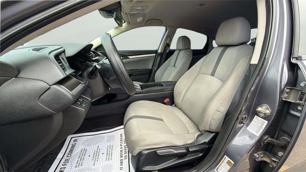 Photo 27 of this HONDA CIVIC
