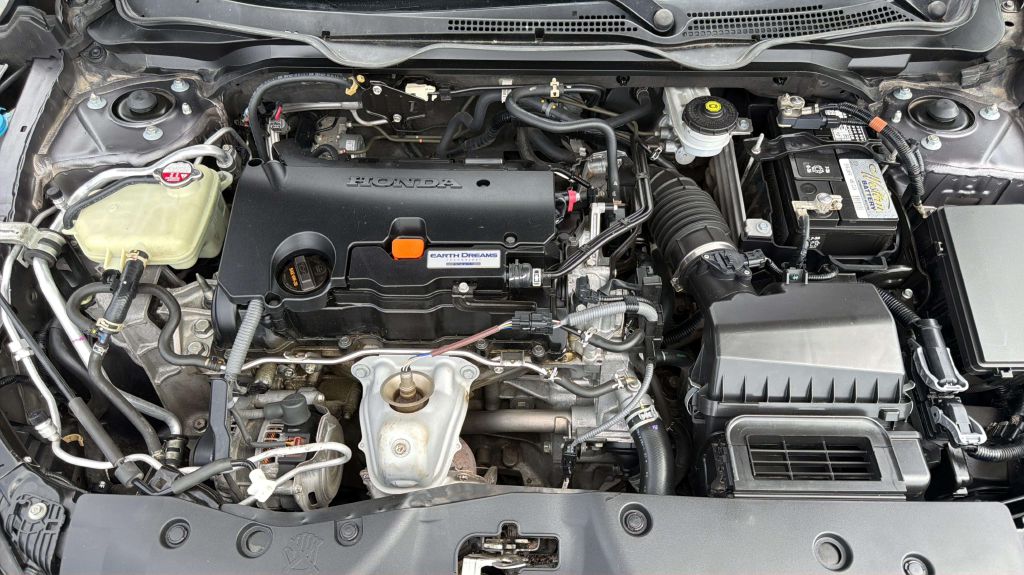 Photo 28 of this HONDA CIVIC