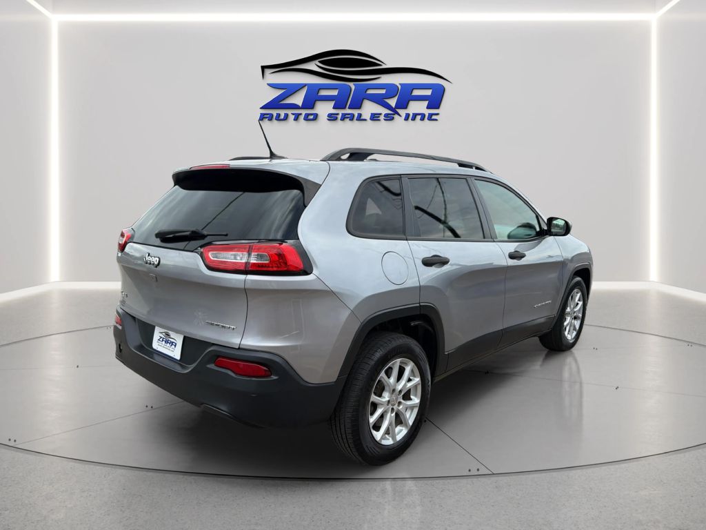 Photo 7 of this JEEP CHEROKEE