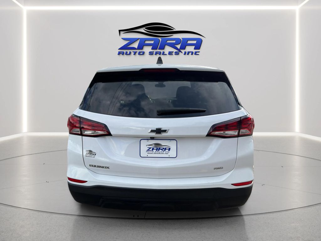 Photo 6 of this CHEVROLET EQUINOX