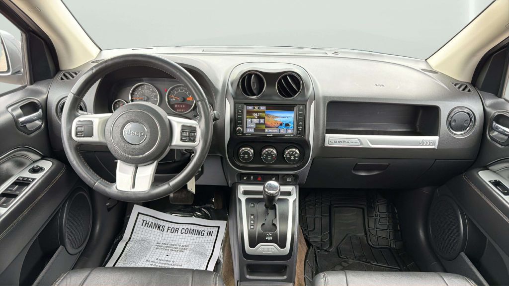 Photo 20 of this JEEP COMPASS