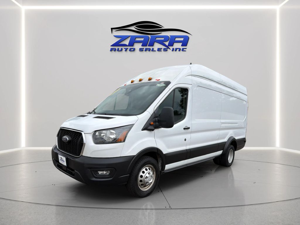 Photo 3 of this FORD TRANSIT