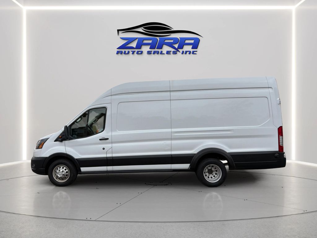 Photo 4 of this FORD TRANSIT