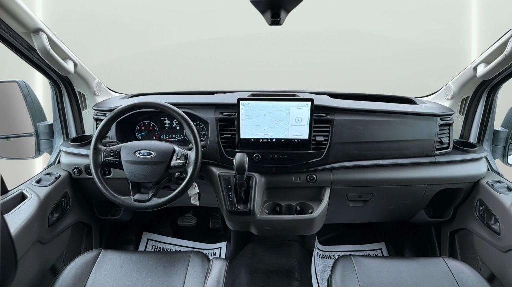 Photo 19 of this FORD TRANSIT