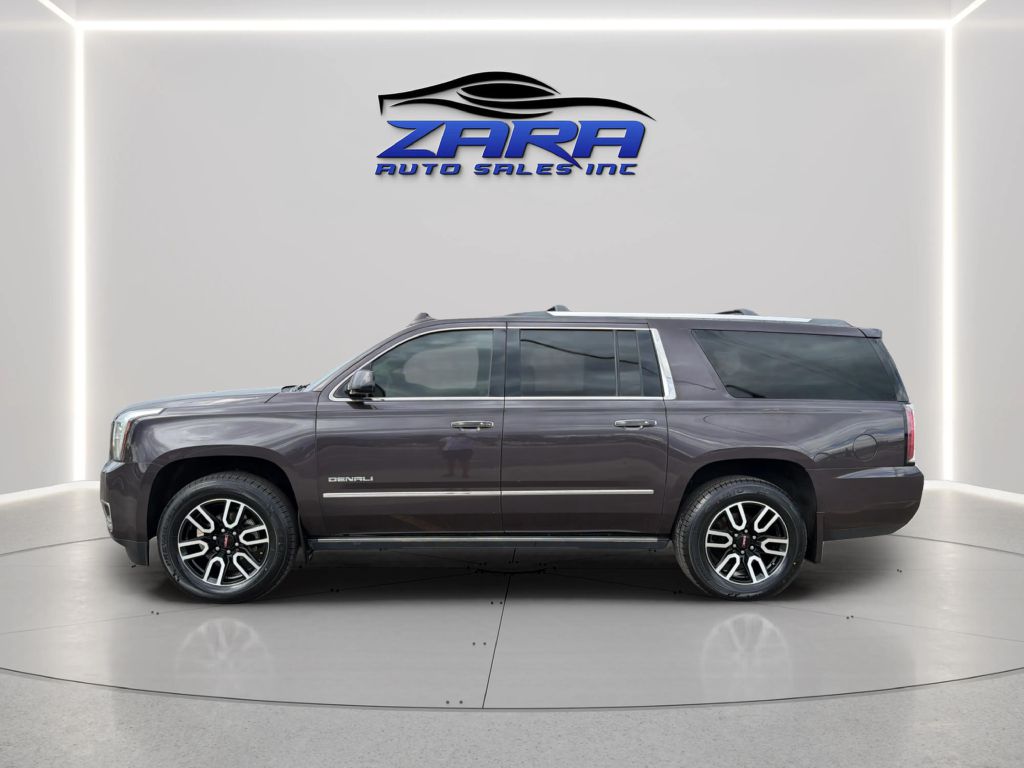 Photo 4 of this GMC YUKON XL