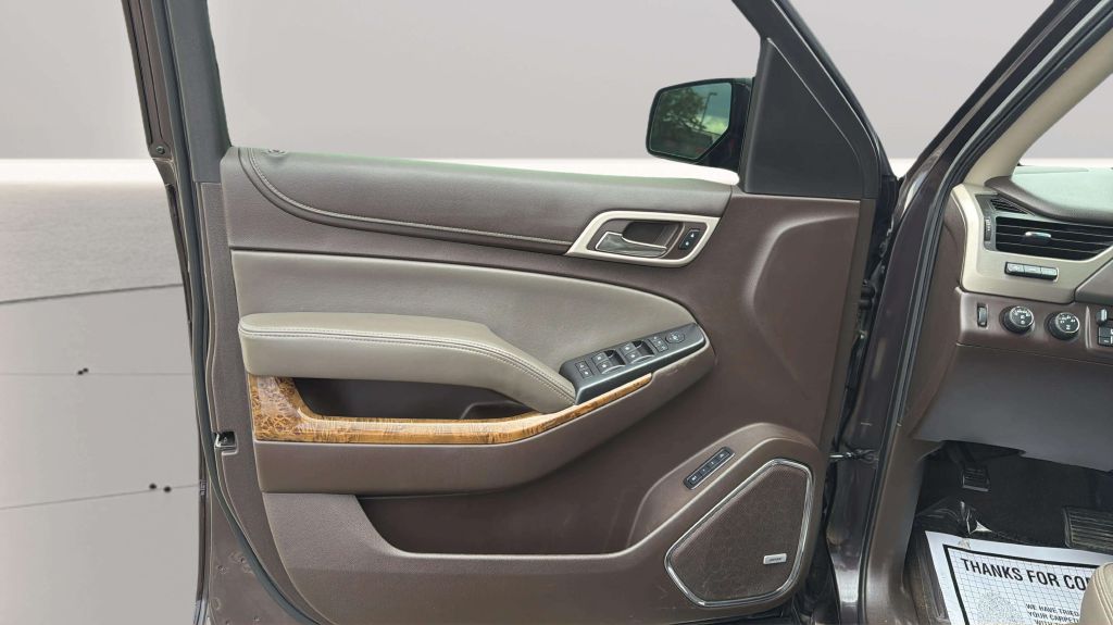 Photo 18 of this GMC YUKON XL