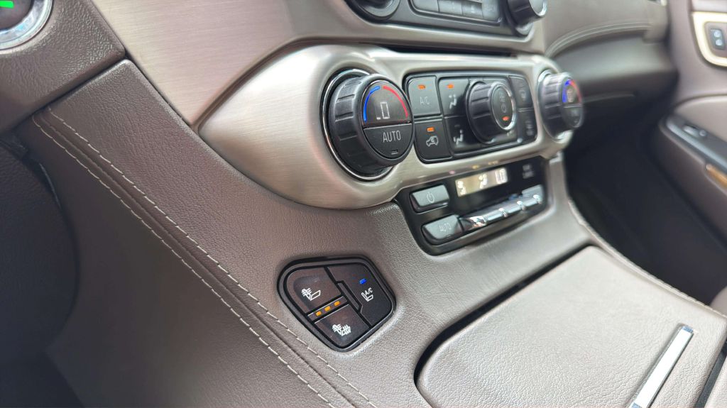 Photo 30 of this GMC YUKON XL