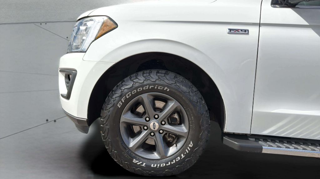 Photo 36 of this FORD EXPEDITION MAX