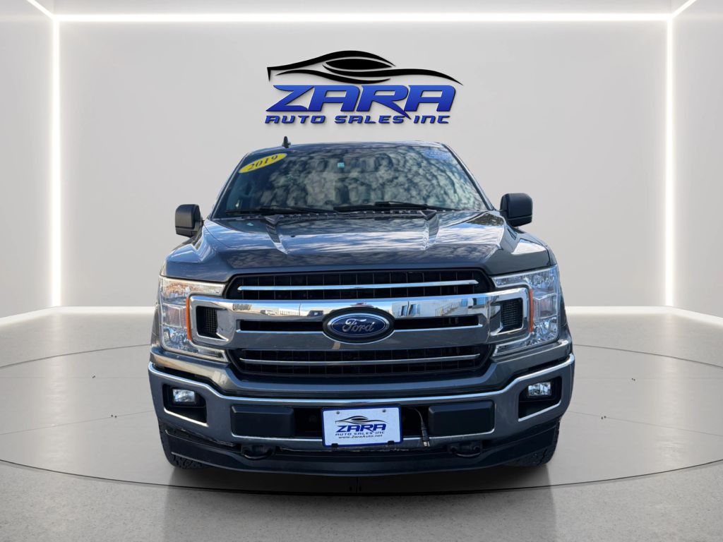 Photo 2 of this FORD F-150
