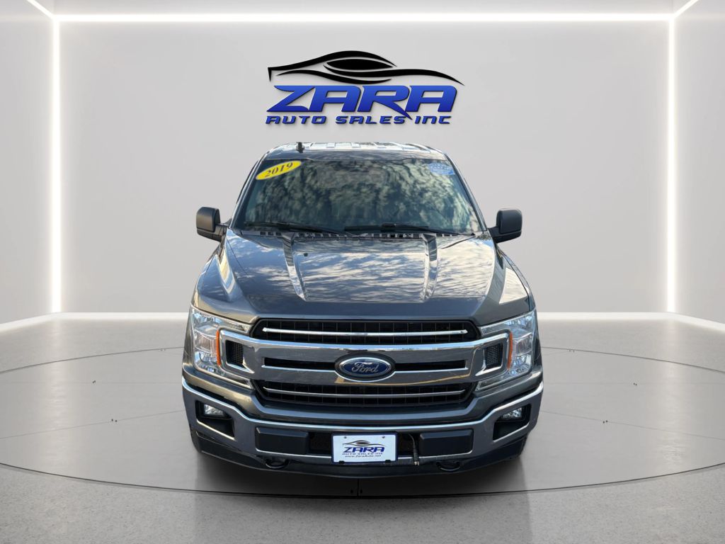 Photo 10 of this FORD F-150