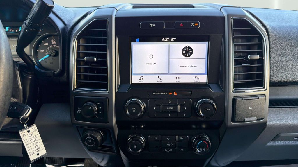Photo 21 of this FORD F-150