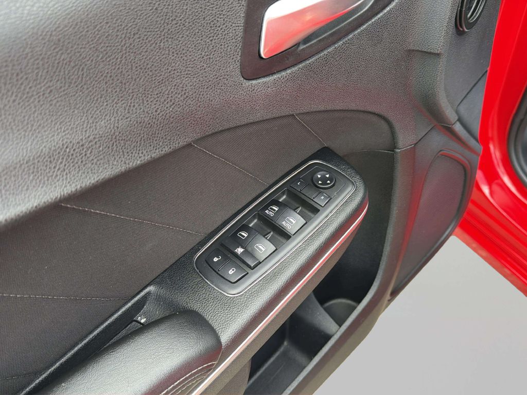 Photo 15 of this DODGE CHARGER